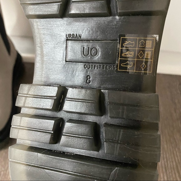 UO Chunky suede boots in gray US8 - Picture 5 of 6